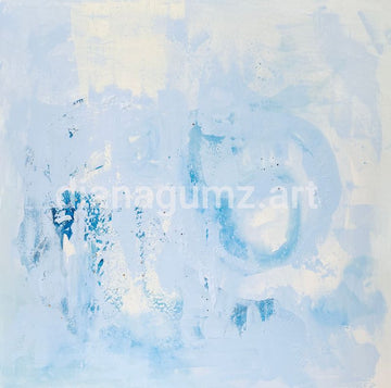 Sanftes, abstraktes Acrylgemälde von Diana Gumz in ruhigen Hellblau- und Weißtönen. Das Bild wirkt leicht und luftig, mit zarten, wolkenartigen Farbverläufen und feinen Texturen.